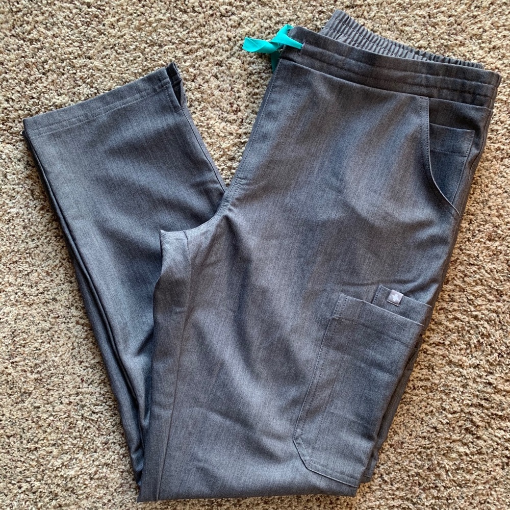 Figs Graphite Yola - Skinny Scrub Pants M